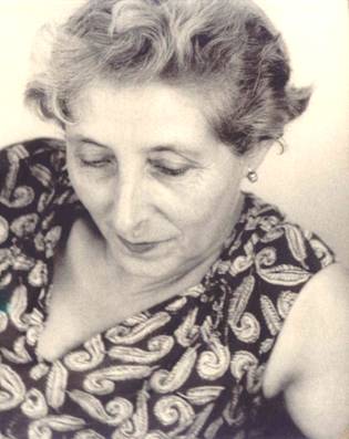 Fig. 13. Stella Seidenwerg, 1902-1992. Fig. 13. Stella Seidenwerg, 1902-1992.